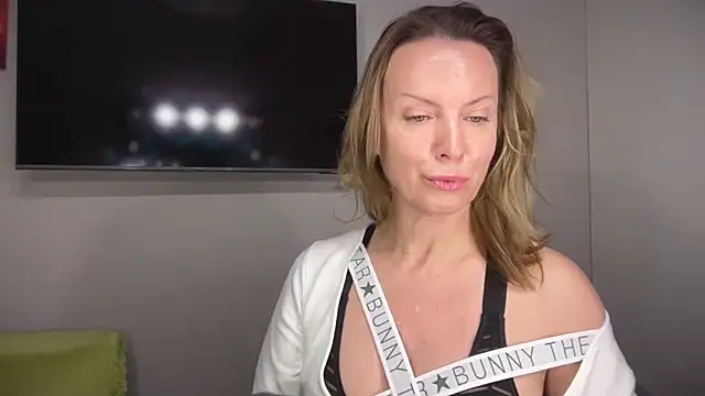 Snapshot of RachellAmazing chatting on October 7, 6:23 pm RachellAmazing online show from October 7, 6:23 pm