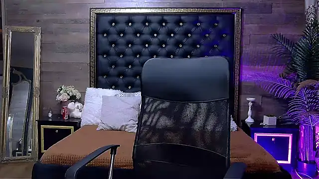 PlayfulElla online show from September 25, 11:31 am