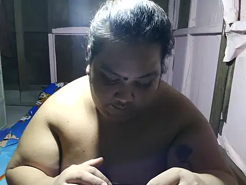 Snapshot of xxbigboootyxx chatting on October 15, 2:58 am xxbigboootyxx online show from October 15, 2:58 am