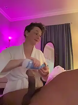 Snapshot of Vivian_MayXxX chatting on October 26, 7:31 pm Vivian MayXxX online show from October 26, 7:31 pm