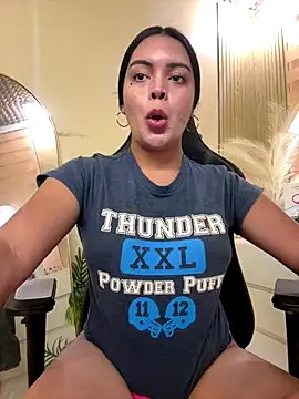 TS-SimplyTheBest online show from November 13, 9:30 am