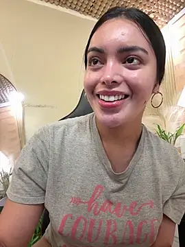 TS-SimplyTheBest online show from February 14, 9:11 am