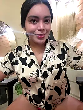 TS-SimplyTheBest online show from October 8, 7:56 am