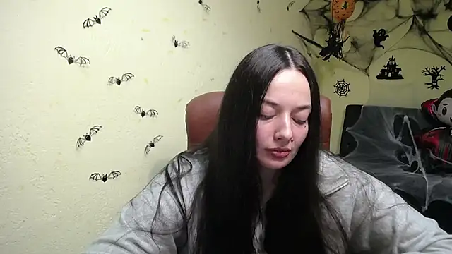 Snapshot of MilanaPrice chatting on October 15, 5:15 pm MilanaPrice online show from October 15, 5:15 pm