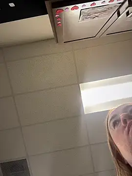 cinnatitties online show from October 3, 7:52 pm