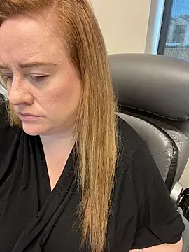 cinnatitties online show from December 16, 6:36 pm