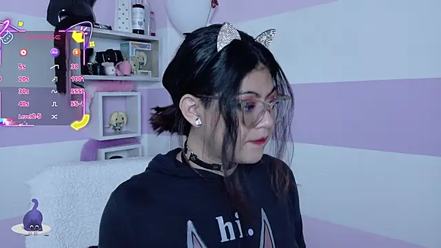 Catwhite  online show from March 2, 5:30 pm