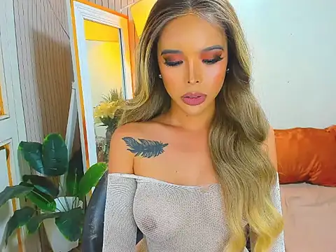 Spicy Margarita online show from October 15, 1:36 pm