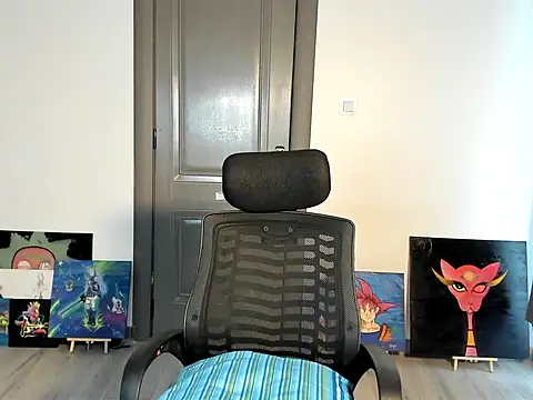  Hello Titty  online show from April 11, 5:57 am