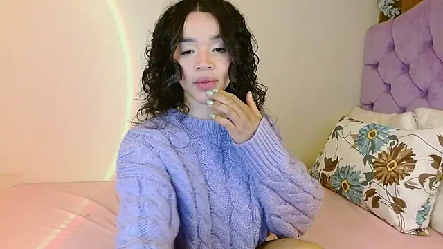 Snapshot of kiarablue chatting on October 10, 4:06 am kiarablue online show from October 10, 4:06 am