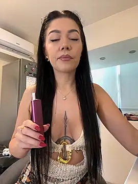 Snapshot of denise_k chatting on September 21, 11:42 am denise k online show from September 21, 11:42 am