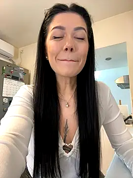 Snapshot of denise_k chatting on October 23, 11:38 am denise k online show from October 23, 11:38 am