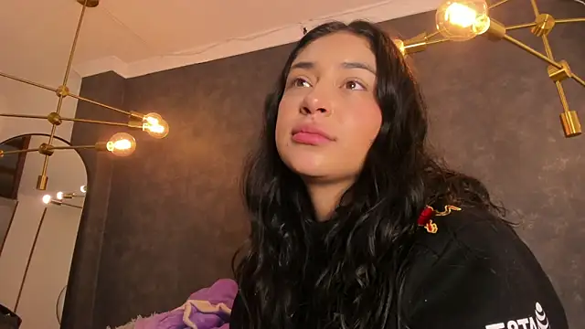 dayra angels online show from November 11, 6:27 pm