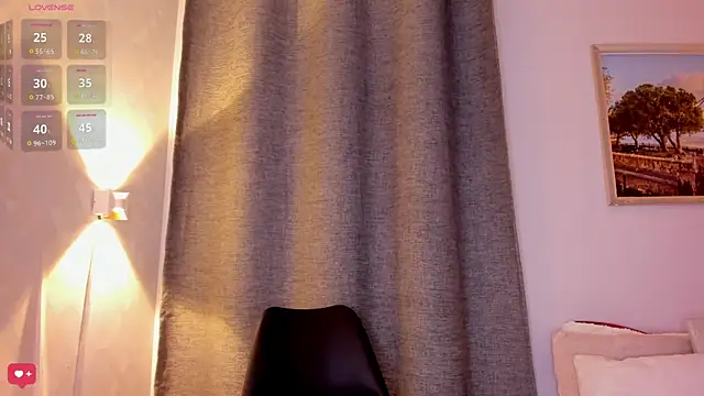 Snapshot of Assh_lee_ chatting on October 21, 1:15 pm Assh lee  online show from October 21, 1:15 pm