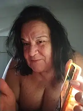 Yaya Mineira online show from April 16, 1:50 am