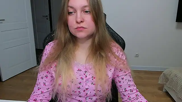 stacy miracle online show from March 28, 7:13 pm