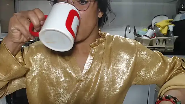 kateleyagrey online show from January 14, 8:03 pm