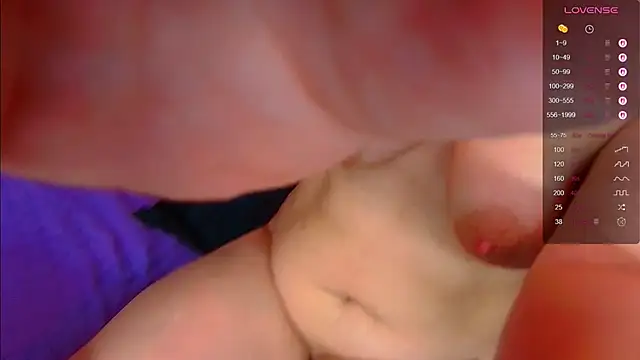 Snapshot of NoraBigAss chatting on October 4, 1:55 am NoraBigAss online show from October 4, 1:55 am