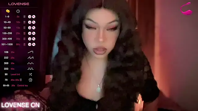 Snapshot of madam_agnes1 chatting on October 12, 7:55 am madam agnes1 online show from October 12, 7:55 am