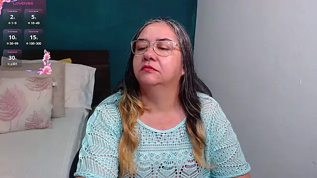 scaelettdubois online show from January 11, 2:05 am