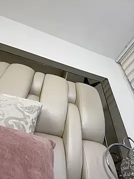 Snapshot of ALISSON_FOXXX1 chatting on November 1, 4:55 pm ALISSON FOXXX1 online show from November 1, 4:55 pm