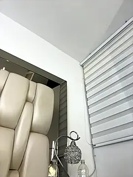 Snapshot of ALISSON_FOXXX1 chatting on September 26, 1:58 am ALISSON FOXXX1 online show from September 26, 1:58 am