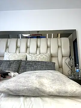 Snapshot of ALISSON_FOXXX1 chatting on October 3, 9:31 pm ALISSON FOXXX1 online show from October 3, 9:31 pm