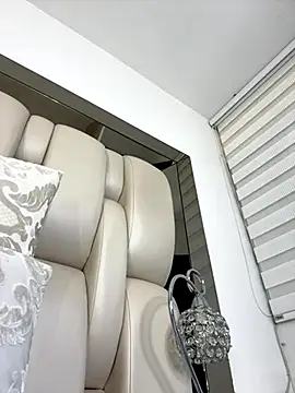 ALISSON FOXXX1 online show from November 4, 8:14 pm