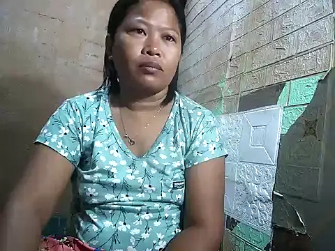 sweethotmom online show from September 18, 12:26 pm