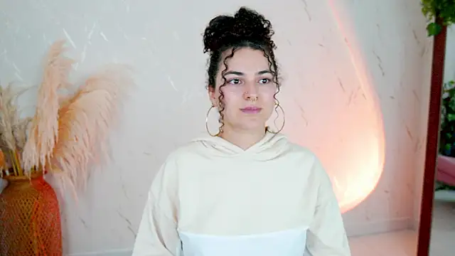 merida bell18 online show from February 20, 12:09 am