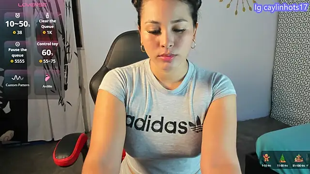 Snapshot of caylinhot7 chatting on October 4, 3:12 am caylinhot7 online show from October 4, 3:12 am