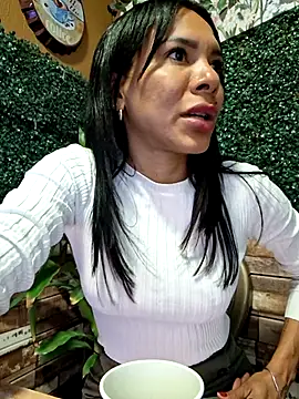 Snapshot of Doll_Loren chatting on September 30, 1:50 pm Doll Loren online show from September 30, 1:50 pm