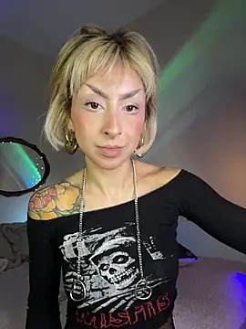 Cinamoonn online show from December 3, 10:01 pm