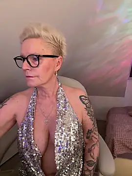 German Milf online show from March 19, 2:10 pm