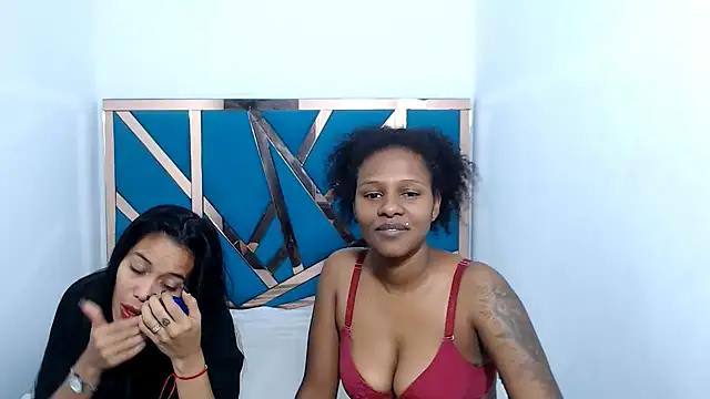 Snapshot of lizeth_keilyn chatting on October 28, 3:07 pm lizeth keilyn online show from October 28, 3:07 pm