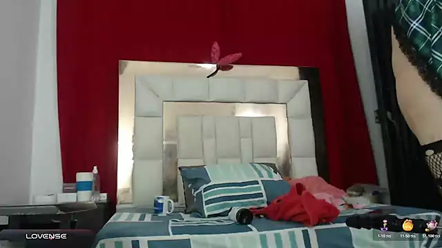 Snapshot of candyrojas chatting on October 24, 7:15 am candyrojas online show from October 24, 7:15 am