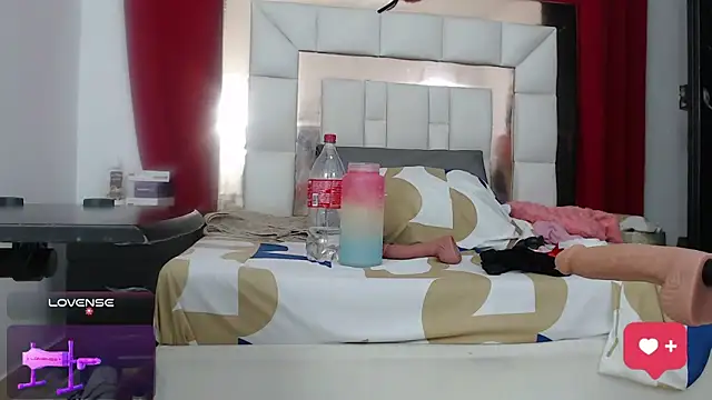 Snapshot of candyrojas chatting on September 30, 6:19 am candyrojas online show from September 30, 6:19 am