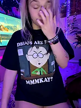 Snapshot of Cutiepiespanks chatting on September 30, 1:22 am Cutiepiespanks online show from September 30, 1:22 am