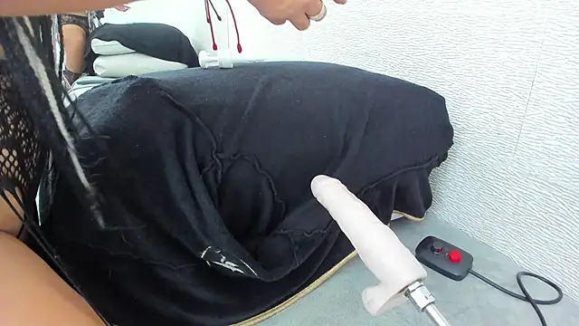 Snapshot of allice_green chatting on October 30, 3:20 am allice green online show from October 30, 3:20 am