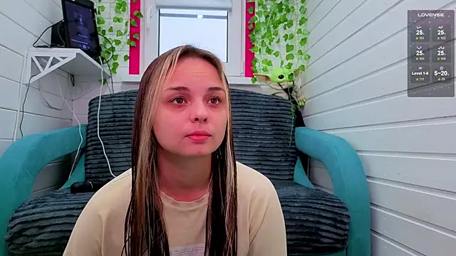 Misss Vikk online show from November 22, 7:44 am