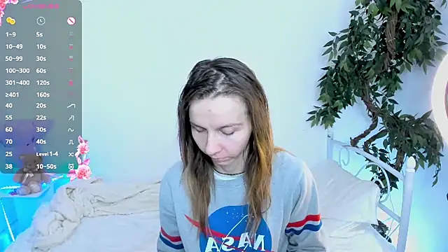 Bell a mi  online show from April 13, 11:55 am