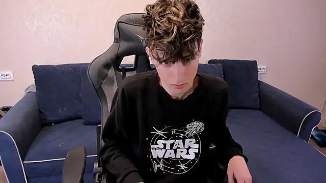 James Mills online show from October 15, 7:16 pm