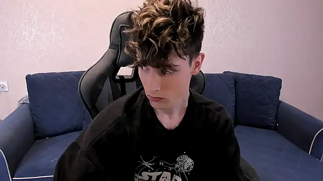 James Mills online show from October 11, 6:54 pm