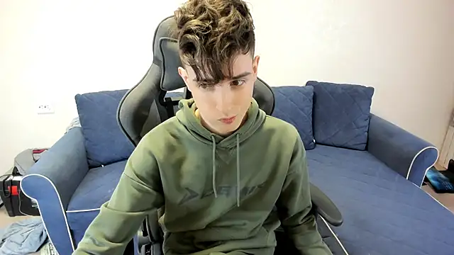 James Mills online show from October 31, 6:12 pm