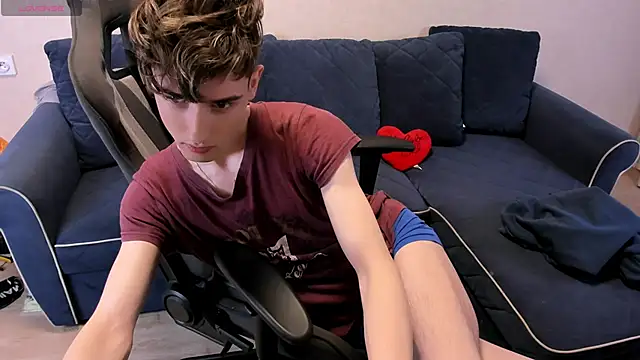 James Mills online show from September 20, 9:13 pm