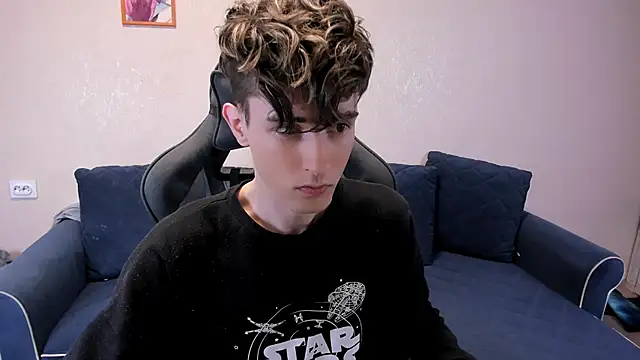 James Mills online show from October 9, 6:56 pm