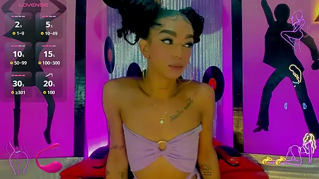 Snapshot of nickyminach_ chatting on October 27, 7:08 pm nickyminach  online show from October 27, 7:08 pm