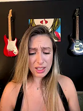 Snapshot of Eva_Ryen chatting on September 19, 6:07 pm Eva Ryen online show from September 19, 6:07 pm