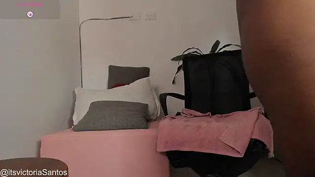 Snapshot of Victoriasant chatting on September 21, 3:27 am Victoriasant online show from September 21, 3:27 am