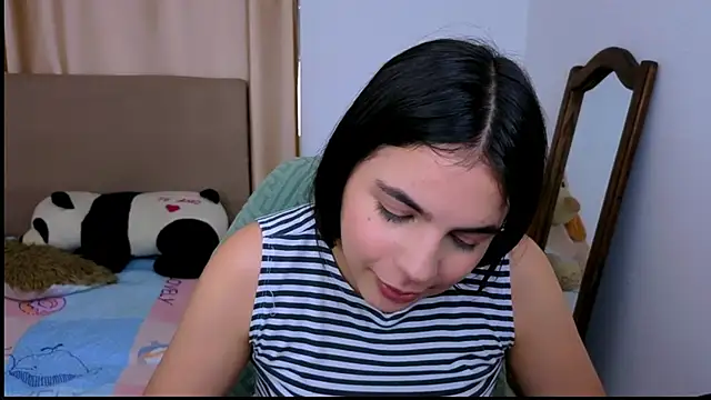  elenna online show from November 10, 5:30 pm